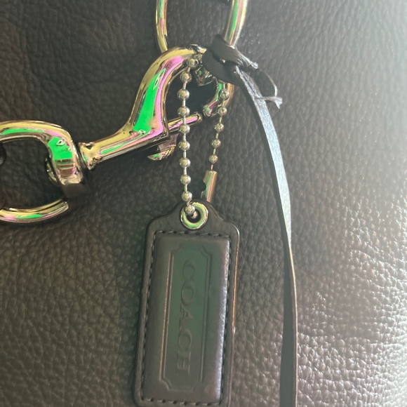 Coach Ashley Tote - Picture 1 of 3